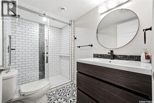 3504 Green Lily Road, Regina, SK - Indoor Photo Showing Bathroom
