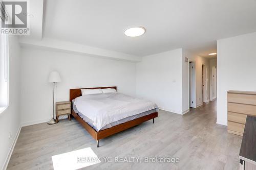 18 Deep Roots Terrace, Toronto, ON 