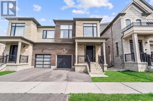 8 PROTOSTAR AVENUE  Richmond Hill, ON L4C 5G9
