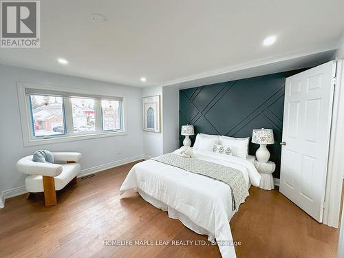 498 Bankside Drive, Kitchener, ON 