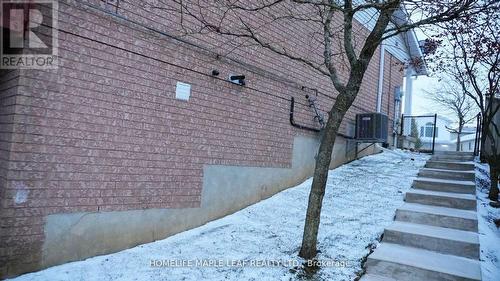 498 Bankside Drive, Kitchener, ON 