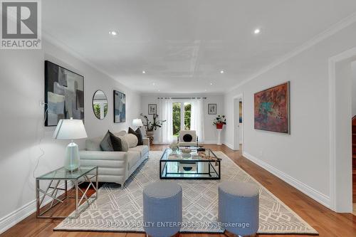 2084 Obeck Crescent, Mississauga, ON - Indoor Photo Showing Living Room