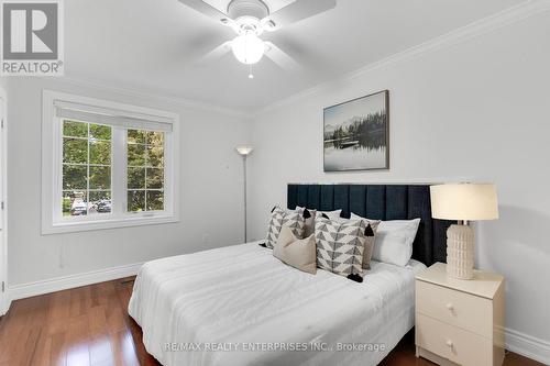 2084 Obeck Crescent, Mississauga, ON - Indoor Photo Showing Bedroom