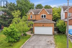 11 SHERIE DRIVE Georgina, ON L4P 3R3