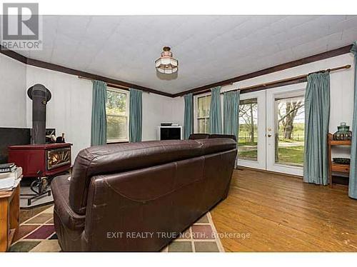 199 3 Concession Road W, Tiny, ON 