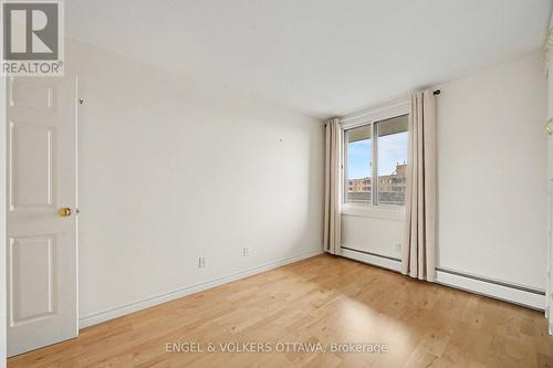1206 - 1171 Ambleside Drive, Ottawa, ON 
