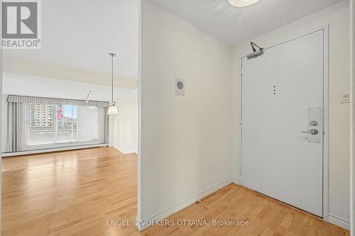1206 - 1171 Ambleside Drive, Ottawa, ON 