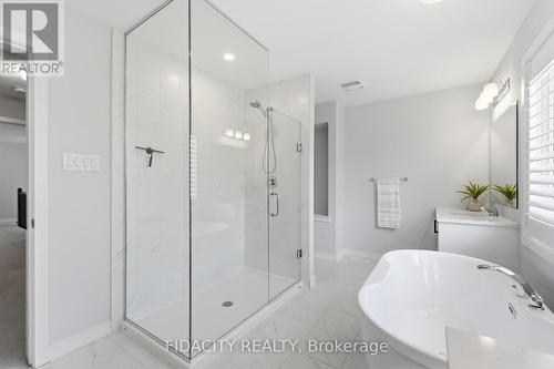 1002 Curraglass Walk, Ottawa, ON 