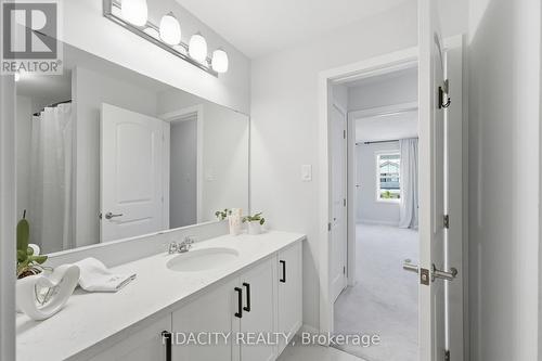 1002 Curraglass Walk, Ottawa, ON 