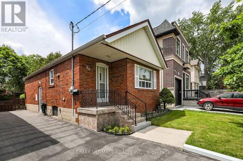 34 Doris Drive, Toronto, ON 