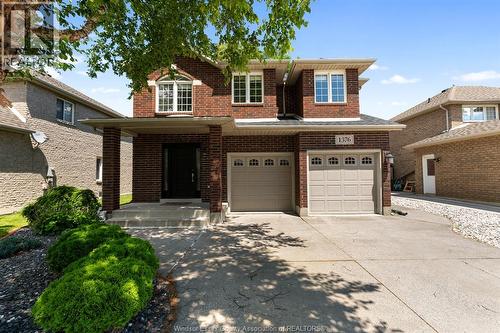 1376 Lakeview AVENUE  Windsor, ON N8P 1K7