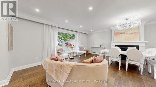 112 Coronation Drive, Toronto, ON 