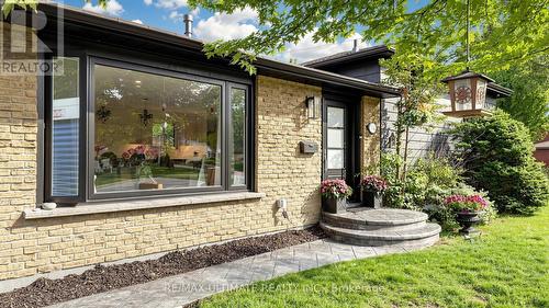 112 Coronation Drive, Toronto, ON 