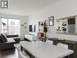 411 417 GREAT NORTHERN WAY  Vancouver, BC V5T 0G7