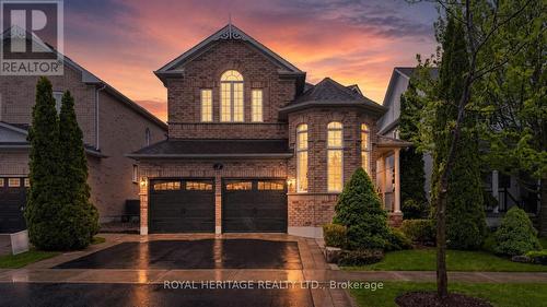 3 KINROSS AVENUE  Whitby, ON L1M 2C8