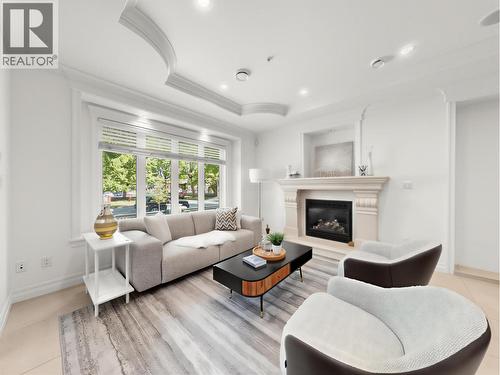 2456 E 45Th Avenue, Vancouver, BC 