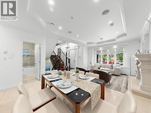 2456 E 45Th Avenue, Vancouver, BC 