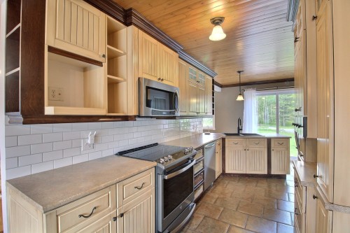 Kitchen - 3728 Ch. Sullivan, Val-D'Or, QC 