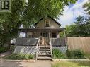 1010 Athabasca Street E, Moose Jaw, SK 
