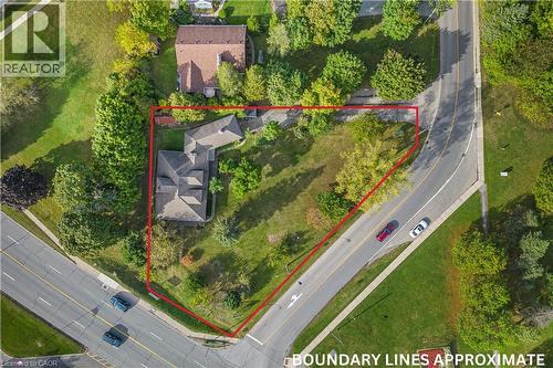 21 FIRST Avenue  Welland, ON L3C 1X7
