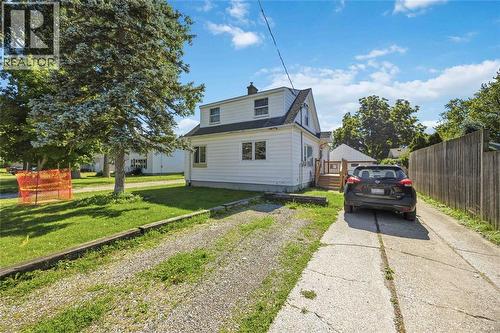 2012 Wayne Avenue, Sarnia, ON 