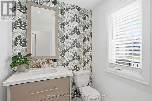 25 Rainey Drive, East Luther Grand Valley, ON - Indoor Photo Showing Bathroom