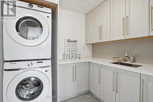 25 Rainey Drive, East Luther Grand Valley, ON - Indoor Photo Showing Laundry Room