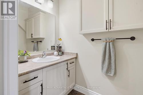 764 Eclipse Walk, London North (North B), ON 