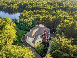 105 Lakeshore Drive  Hammonds Plains, NS B4B 1X1