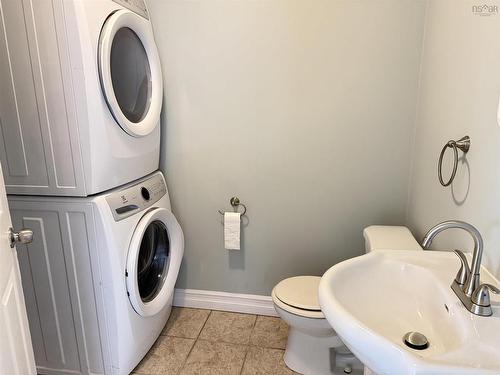711 Pleasant Street, Dartmouth, NS 