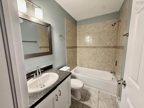 711 Pleasant Street, Dartmouth, NS 