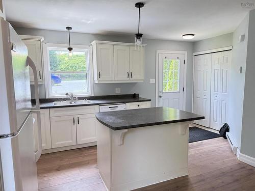 711 Pleasant Street, Dartmouth, NS 