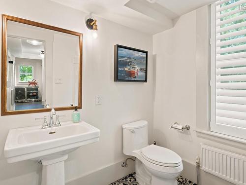 60 King Street, Chester, NS 
