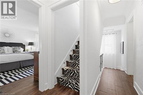 225 St. Paul Street, Burlington, ON 