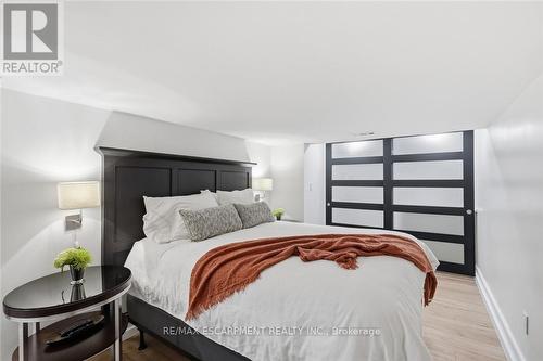 225 St. Paul Street, Burlington, ON 