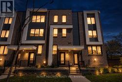 3 - 110 STANLEY GREENE BOULEVARD Toronto, ON M3K 0C8