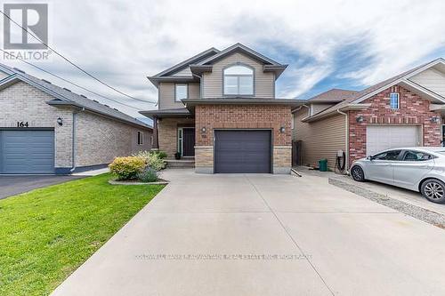 166 WALLACE AVENUE S  Welland (Lincoln/Crowland), ON L3B 1R5