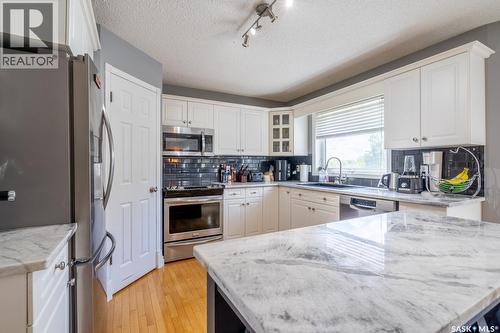 2952 St James Crescent, Regina, SK 