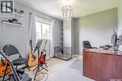 2952 St James Crescent, Regina, SK 