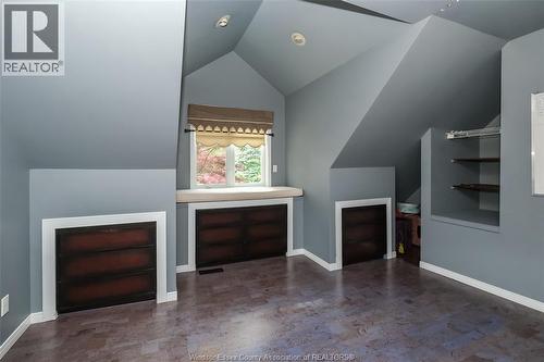 458 John M, Windsor, ON 