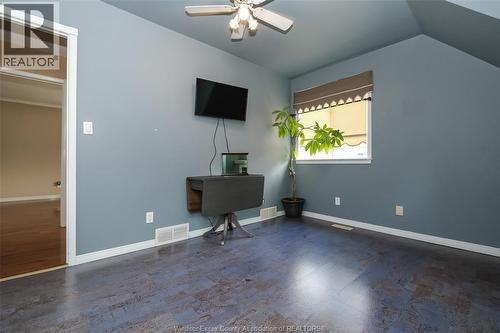 458 John M, Windsor, ON 