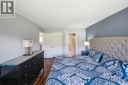 Primary bedroom - 