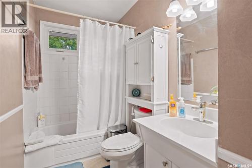 242 Haviland Crescent, Saskatoon, SK 