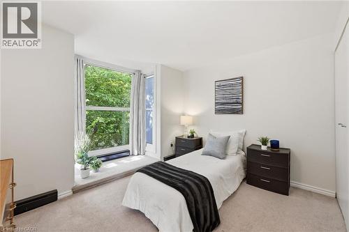 25 Britten Close Unit# B52, Hamilton, ON 