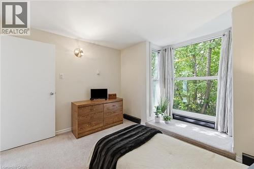 25 Britten Close Unit# B52, Hamilton, ON 
