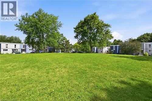 25 Britten Close Unit# B52, Hamilton, ON 
