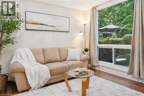 25 Britten Close Unit# B52, Hamilton, ON 