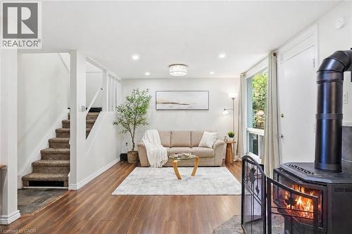 25 Britten Close Unit# B52, Hamilton, ON 