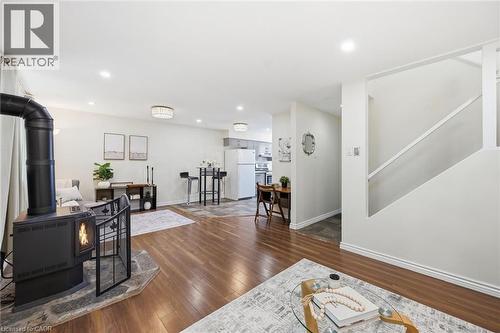 25 Britten Close Unit# B52, Hamilton, ON 