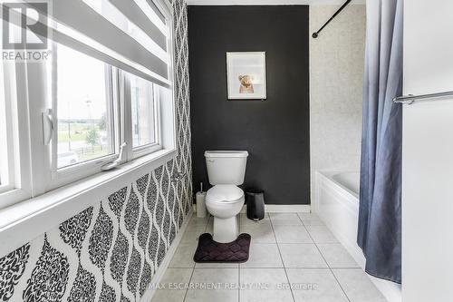 32 Hedges Crescent, Hamilton, ON 